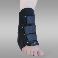 Бандаж на голеностопный сустав F-216 ("Крейт") Бандаж на голеностопный сустав F-216 ("Крейт")